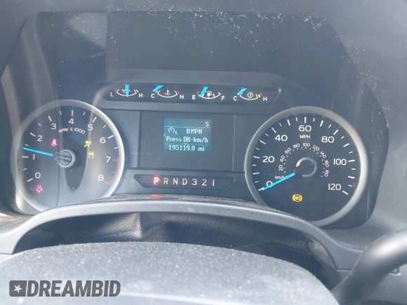 2017 Ford F-150 XL with VIN 1FTEW1C80HKD11438, listed as a IAAI auction lot 42269102 with 195,119 mi miles and . Bid and sale history available at DreamBid. Image 7.