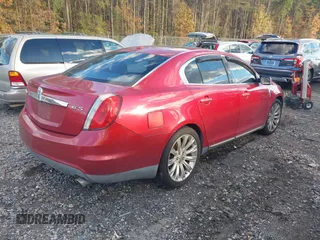 2010 Lincoln MKS с VIN 1LNHL9DR0AG603493, выставлен на аукционе IAAI как лот 40913114 с пробегом 215 927 миль миль и . История ставок и продаж доступна на DreamBid. Изображение 4.