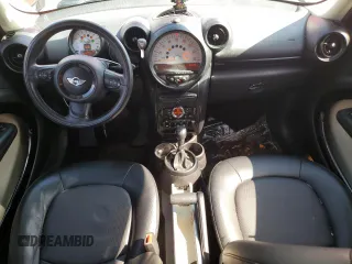 2014 MINI Countryman with VIN WMWZB3C56EWR41819, listed as a Copart auction lot 48149985 with 93,784 mi miles and Salvage Title. Bid and sale history available at DreamBid. Image 8.