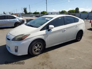 2010 Toyota Prius II z VIN JTDKN3DU5A5203320, wystawiony jako Copart lot #56886375 z przebiegiem 114 995 mil mil oraz Czysty tytuł • Clean title. Historia ofert i sprzedaży dostępna na DreamBid. Obrazek 1.