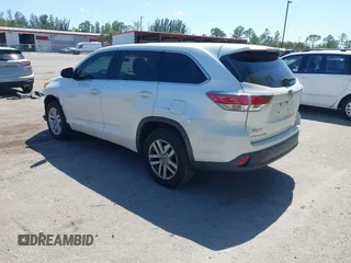 2016 Toyota Highlander LE Plus z VIN 5TDZKRFH4GS127117, wystawiony jako IAAI lot #42054767 z przebiegiem 167 253 mil mil oraz . Historia ofert i sprzedaży dostępna na DreamBid. Obrazek 3.