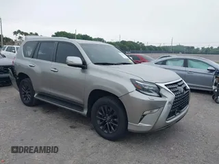 2021 Lexus GX 460 Premium z VIN JTJAM7BX2M5298598, wystawiony jako IAAI lot #41875695 z przebiegiem 48 822 mil mil oraz . Historia ofert i sprzedaży dostępna na DreamBid. Obrazek 1.