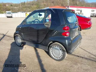 2015 Smart fortwo Passion with VIN WMEEJ3BA6FK804974, listed as a IAAI auction lot 42041904 with 97,514 mi miles and . Bid and sale history available at DreamBid. Image 3.