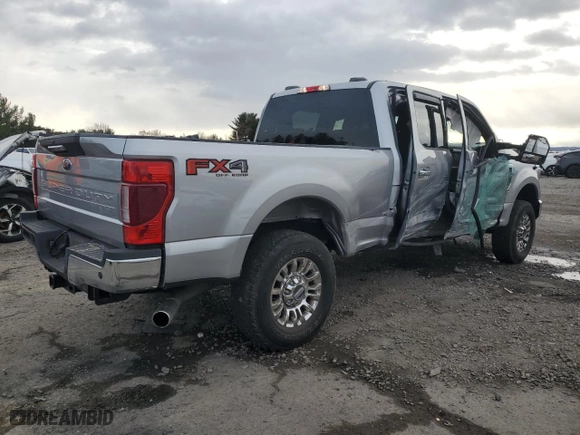 2020 Ford Super Duty F-250 SRW XL with VIN 1FT7W2BN6LEE71434, listed as a Copart auction lot 80275594 with 33,843 mi miles and Salvage Title. Bid and sale history available at carsss.com. Image 3.