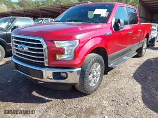 2015 Ford F-150 XLT w/HD Payload Pkg with VIN 1FTFW1EF1FKD01157, listed as a IAAI auction lot 41788959 with 268,606 mi miles. Bid and sale history available at carsss.com. Image 2.