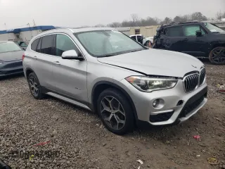 2018 BMW X1 xDrive28i with VIN WBXHT3C36J5F90135, listed as a Copart auction lot 43766955 with 76,530 mi miles and Salvage Title. Bid and sale history available at carsss.com. Image 4.