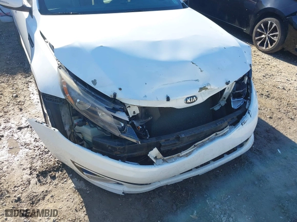 2014 Kia Optima EX with VIN 5XXGN4A79EG260468, listed as a IAAI auction lot 41696210 with 210,860 mi miles. Bid and sale history available at carsss.com. Image 6.