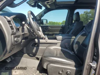 2021 Ram 1500 z VIN NCS107300, wystawiony jako Copart lot #66329055 z przebiegiem 25 123 mil mil oraz Szkoda całkowita • Salvage title. Historia ofert i sprzedaży dostępna na DreamBid. Obrazek 7.