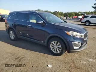 2017 Kia Sorento LX with VIN 5XYPGDA3XHG199803, listed as a Copart auction lot 52240735 with 106,682 mi miles and Clean Title. Bid and sale history available at carsss.com. Image 4.