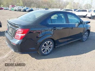 2020 Chevrolet Sonic LT z VIN 1G1JD5SB6L4140998, wystawiony jako IAAI lot #42085225 z przebiegiem 33 196 mil mil oraz . Historia ofert i sprzedaży dostępna na DreamBid. Obrazek 4.