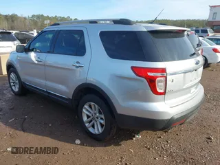 2011 Ford Explorer XLT with VIN 1FMHK7D8XBGA39836, listed as a IAAI auction lot 41314524 with 259,505 mi miles and . Bid and sale history available at carsss.com. Image 3.