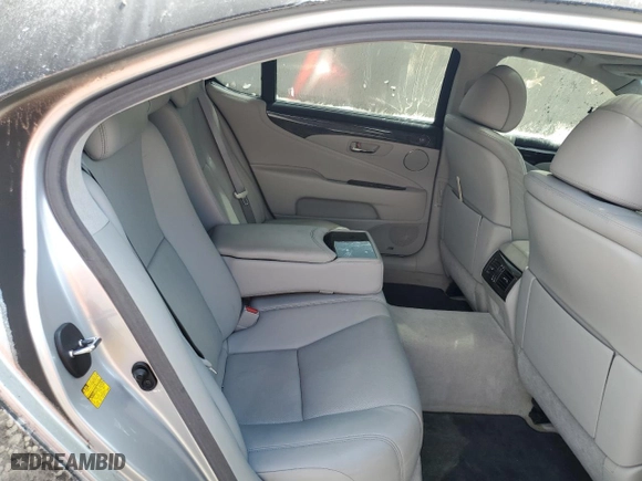 2010 Lexus LS 460 L with VIN JTHGL5EF1A5040994, listed as a Copart auction lot 68838634 with NaN miles and Salvage Title. Bid and sale history available at carsss.com. Image 10.