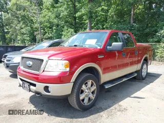 2008 Ford F-150 XLT z VIN 1FTPW14V58FA37420, wystawiony jako IAAI lot #42563506 z przebiegiem 163 249 mil mil oraz . Historia ofert i sprzedaży dostępna na DreamBid. Obrazek 17.