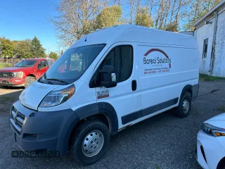 2017 Ram ProMaster Cargo with VIN 3C6TRVCG6HE537734, listed as a Copart auction lot 76005984 with 218,832 mi miles and Salvage Title. Bid and sale history available at carsss.com. Image 1.