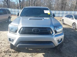 2014 Toyota Tacoma with VIN 3TMLU4ENXEM147587, listed as a IAAI auction lot 41493027 with 160,207 mi miles. Bid and sale history available at carsss.com. Image 13.