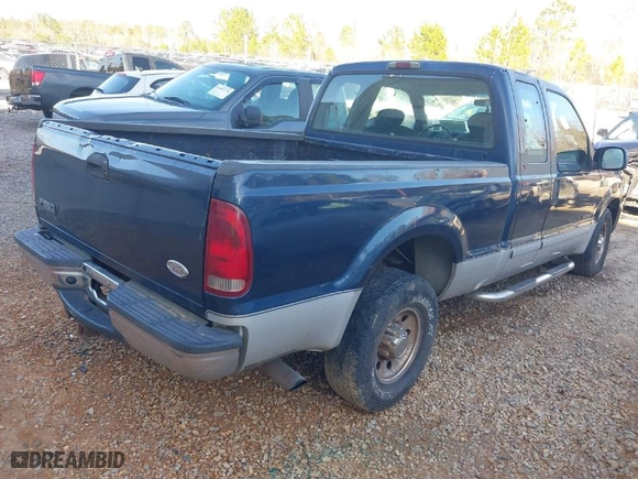 2003 Ford Super Duty F-250 XL with VIN 1FTNX20F83EB06060, listed as a IAAI auction lot 41486165 with 268,691 mi miles. Bid and sale history available at carsss.com. Image 4.
