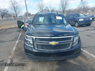 2016 Chevrolet Suburban LT z VIN 1GNSKHKC9GR170105, wystawiony jako IAAI lot #41533435 z przebiegiem 141 278 mil mil oraz . Historia ofert i sprzedaży dostępna na DreamBid. Obrazek 12.