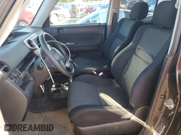 2006 Scion xB with VIN JTLKT334964093624, listed as a Copart auction lot 70754674 with 189,657 mi miles and Salvage Title. Bid and sale history available at carsss.com. Image 7.
