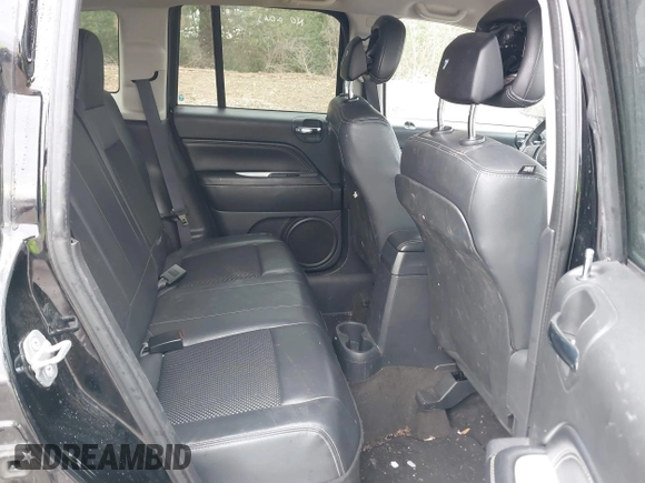 2014 Jeep Compass Latitude with VIN 1C4NJDEB2ED698213, listed as a IAAI auction lot 41997204 with 97,893 mi miles. Bid and sale history available at carsss.com. Image 8.