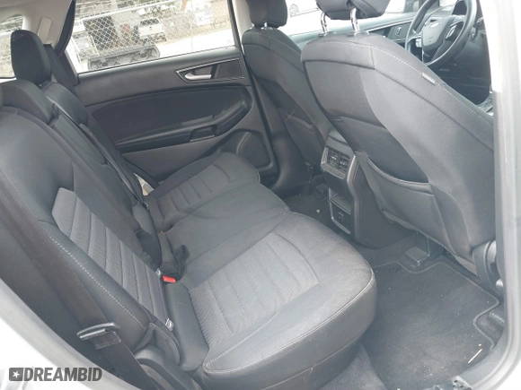 2015 Ford Edge SE with VIN 2FMTK3G94FBC11640, listed as a IAAI auction lot 41472865 with 105,871 mi miles. Bid and sale history available at carsss.com. Image 8.