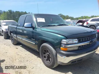2001 Chevrolet Silverado 1500 LS with VIN 2GCEC19T311143952, listed as a IAAI auction lot 42053727 with 299,273 mi miles and . Bid and sale history available at DreamBid. Image 13.