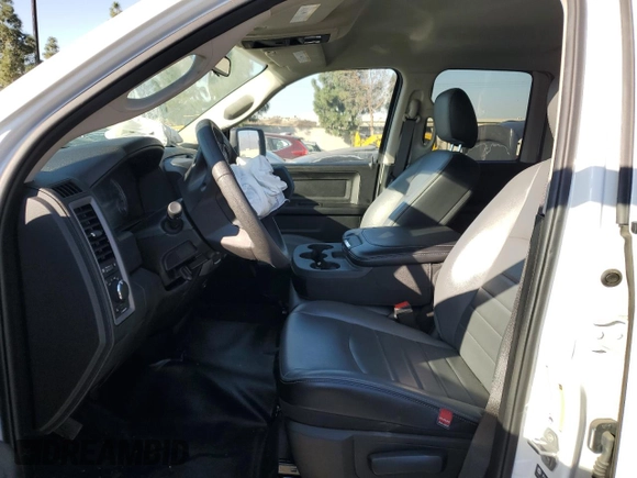 2023 Ram 1500 Tradesman z VIN 1C6RR6FG2PS534854, wystawiony jako Copart lot #41569875 z przebiegiem 6 049 mil mil oraz Szkoda całkowita • Salvage title. Historia ofert i sprzedaży dostępna na DreamBid. Obrazek 7.