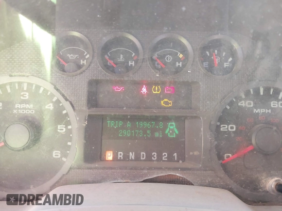 2010 Ford Super Duty F-250 SRW XL with VIN 1FTSW2B57AEB10561, listed as a IAAI auction lot 41507930 with 290,173 mi miles. Bid and sale history available at carsss.com. Image 7.