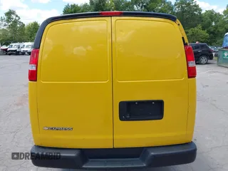 2021 Chevrolet Express Cargo with VIN 1GCWGAFP8M1175144, listed as a IAAI auction lot 42815392 with 57,298 mi miles and . Bid and sale history available at DreamBid. Image 16.