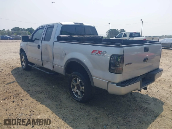2006 Ford F-150 XLT с VIN 1FTPX14576FB54328, выставлен на аукционе IAAI как лот 42346791 с пробегом 90 248 миль миль и . История ставок и продаж доступна на DreamBid. Изображение 3.