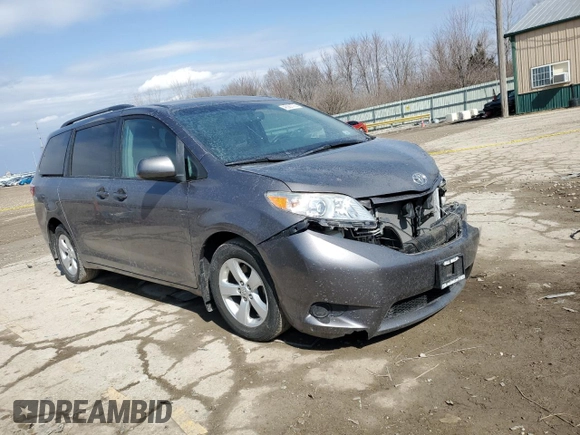 2017 Toyota Sienna LE Auto Access Seat with VIN 5TDKZ3DC0HS767876, listed as a Copart auction lot 48385725 with 49,979 mi miles and Salvage title. Bid and sale history available at DreamBid. Image 4.