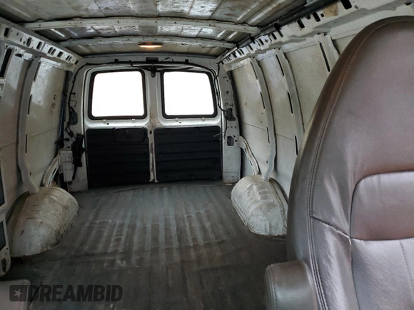 2011 Chevrolet Express Cargo with VIN 1GCSGAFX8B1134475, listed as a Copart auction lot 88822585 with 343,480 mi miles and Clean title. Bid and sale history available at DreamBid. Image 10.