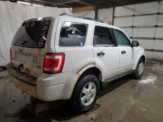2011 Ford Escape XLT with VIN 1FMCU9DG7BKA91722, listed as a Copart auction lot 43918595 with 158,837 mi miles and Clean Title. Bid and sale history available at carsss.com. Image 3.