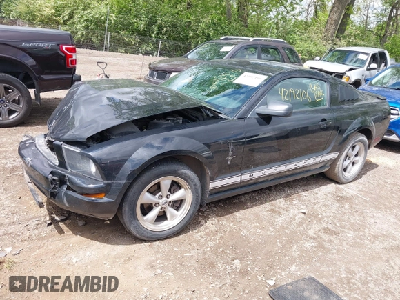 2007 Ford Mustang Deluxe with VIN 1ZVFT80N075221362, listed as a IAAI auction lot 42192106 with 110,988 mi miles and . Bid and sale history available at DreamBid. Image 17.
