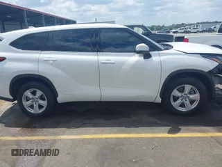 2021 Toyota Highlander L with VIN 5TDZZRAH7MS516123, listed as a IAAI auction lot 42010742 with 63,299 mi miles and . Bid and sale history available at DreamBid. Image 14.