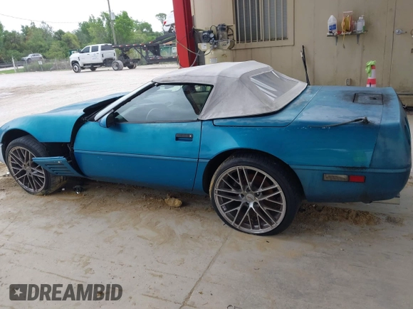 1993 Chevrolet Corvette with VIN 1G1YY33P2P5105165, listed as a IAAI auction lot 42410809 with Not provided miles and . Bid and sale history available at DreamBid. Image 13.