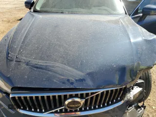 2023 Volvo XC60 Plus Bright Theme z VIN YV4L12RN6P1389037, wystawiony jako Copart lot #48723525 z przebiegiem Nie podano mil oraz Nie do naprawy • Non repairable. Historia ofert i sprzedaży dostępna na DreamBid. Obrazek 12.
