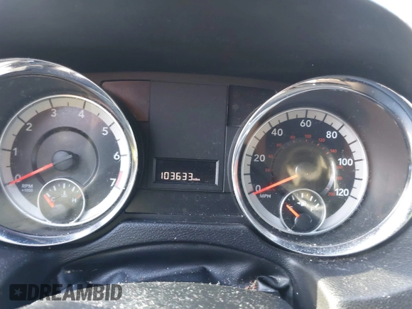 2018 Dodge Grand Caravan SXT with VIN 2C4RDGCG5JR267428, listed as a IAAI auction lot 41877661 with 103,633 mi miles and . Bid and sale history available at DreamBid. Image 7.