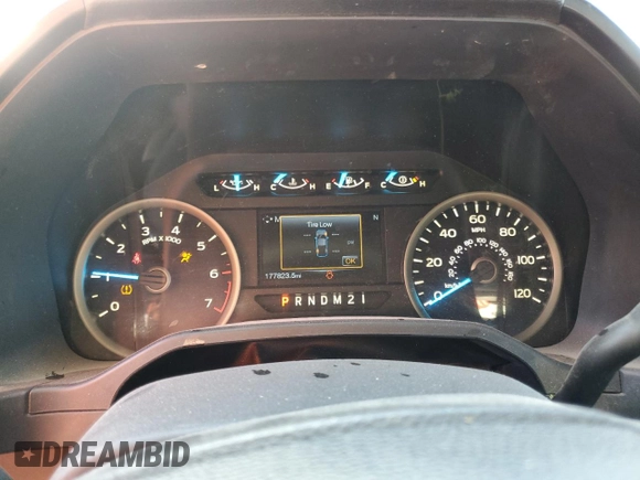 2015 Ford F-150 XL with VIN 1FTEX1CF3FKF18883, listed as a Copart auction lot 47052425 with 177,823 mi miles and Salvage Title. Bid and sale history available at carsss.com. Image 9.