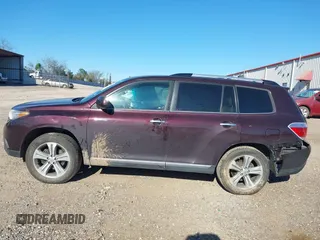 2012 Toyota Highlander Limited with VIN 5TDDK3EH2CS095433, listed as a IAAI auction lot 41833700 with 118,446 mi miles. Bid and sale history available at carsss.com. Image 15.