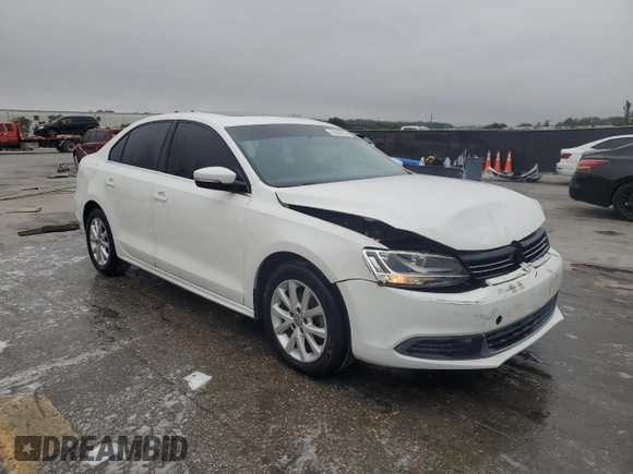 2013 Volkswagen Jetta SE z VIN 3VWDX7AJ9DM368707, wystawiony jako Copart lot #50542785 z przebiegiem 100 395 mil mil oraz Szkoda całkowita • Salvage title. Historia ofert i sprzedaży dostępna na DreamBid. Obrazek 4.