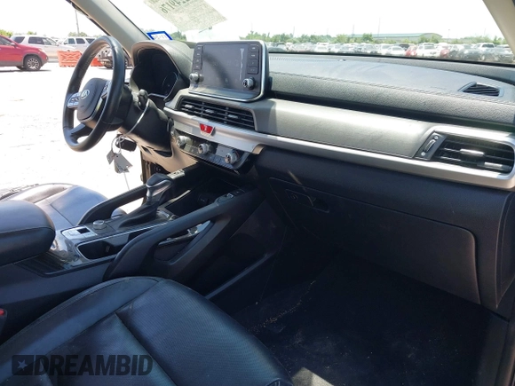2020 Kia Telluride S z VIN 5XYP64HC2LG054918, wystawiony jako IAAI lot #42249176 z przebiegiem 107 743 mil mil oraz . Historia ofert i sprzedaży dostępna na DreamBid. Obrazek 5.