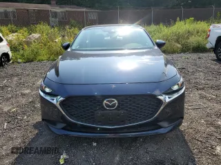 2022 Mazda 3 2.0 with VIN 3MZBPAA77NM309021, listed as a Copart auction lot 68997674 with 13,568 mi miles and Salvage Title. Bid and sale history available at DreamBid. Image 5.