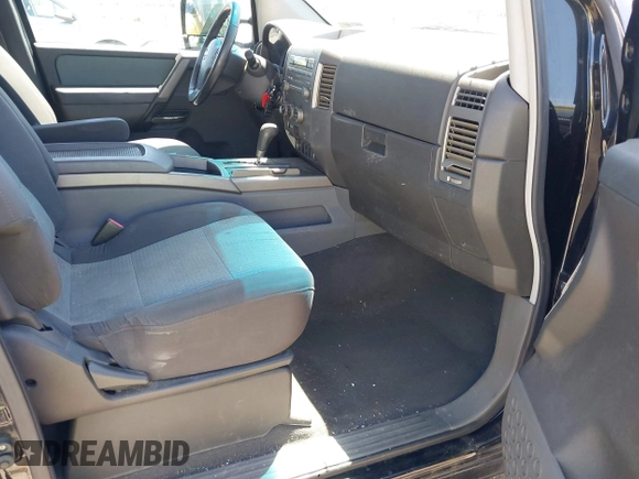 2006 Nissan Titan SE with VIN 1N6BA06B76N534667, listed as a IAAI auction lot 42143765 with 165,208 mi miles and . Bid and sale history available at DreamBid. Image 5.