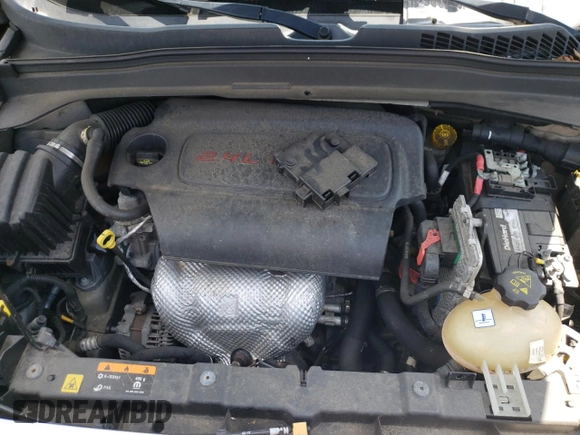 2016 Jeep Renegade Limited z VIN ZACCJBDT1GPC74208, wystawiony jako Copart lot #62271115 z przebiegiem 105 250 mil mil oraz Szkoda całkowita • Salvage title. Historia ofert i sprzedaży dostępna na DreamBid. Obrazek 11.