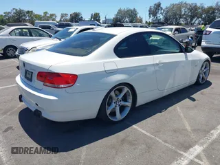 2009 BMW 3 Series 335i with VIN WBAWB73509P044831, listed as a IAAI auction lot 42838917 with 154,378 mi miles and . Bid and sale history available at DreamBid. Image 4.