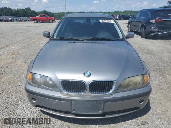 2005 BMW 3 Series 325i with VIN WBAET37445NJ84826, listed as a Copart auction lot 66812854 with 173,675 mi miles and Clean Title. Bid and sale history available at carsss.com. Image 5.