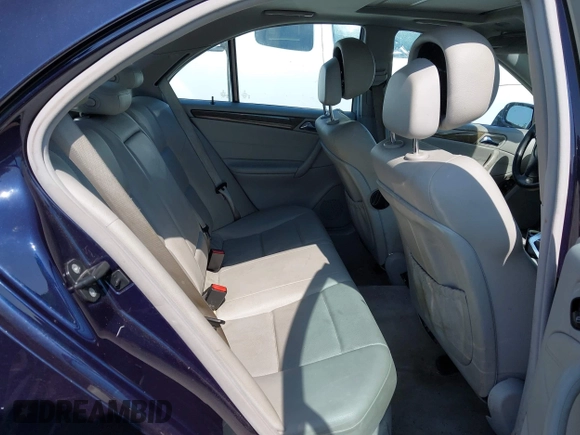 2007 Mercedes-Benz C 230 Sport с VIN WDBRF52HX7F906166, выставлен на аукционе IAAI как лот 42440243 с пробегом 82 522 миль миль и . История ставок и продаж доступна на DreamBid. Изображение 8.