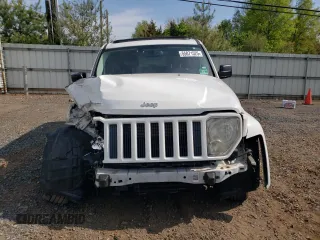 2012 Jeep Liberty Sport Latitude z VIN 1C4PJMAK3CW168087, wystawiony jako Copart lot #55071525 z przebiegiem 108 557 mil mil oraz Szkoda całkowita • Salvage title. Historia ofert i sprzedaży dostępna na DreamBid. Obrazek 5.