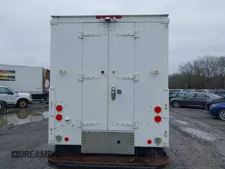 2015 Ford F-250 XL with VIN 1FDBF2B66FED21648, listed as a IAAI auction lot 41700328 with 370,599 mi miles and . Bid and sale history available at DreamBid. Image 16.