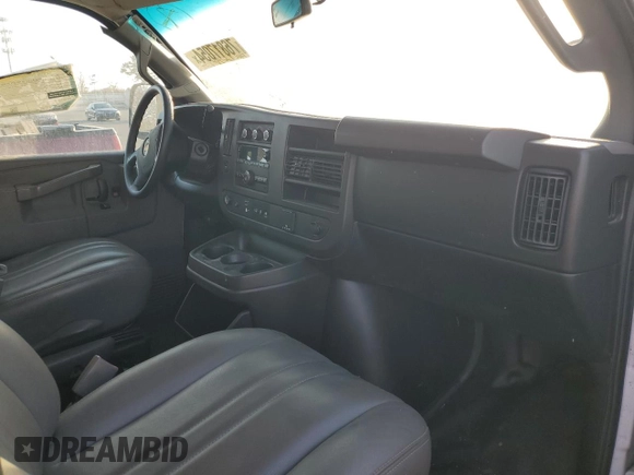 2019 Chevrolet Express Cargo with VIN 1GCWGAFP9K1175974, listed as a Copart auction lot 76817054 with 84,623 mi miles and Salvage title. Bid and sale history available at DreamBid. Image 8.